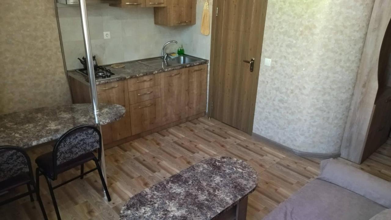 Aparthotel Otin Тбилиси Екстериор снимка